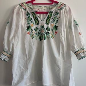 Vintage women’s embroidered peasant blouse, small